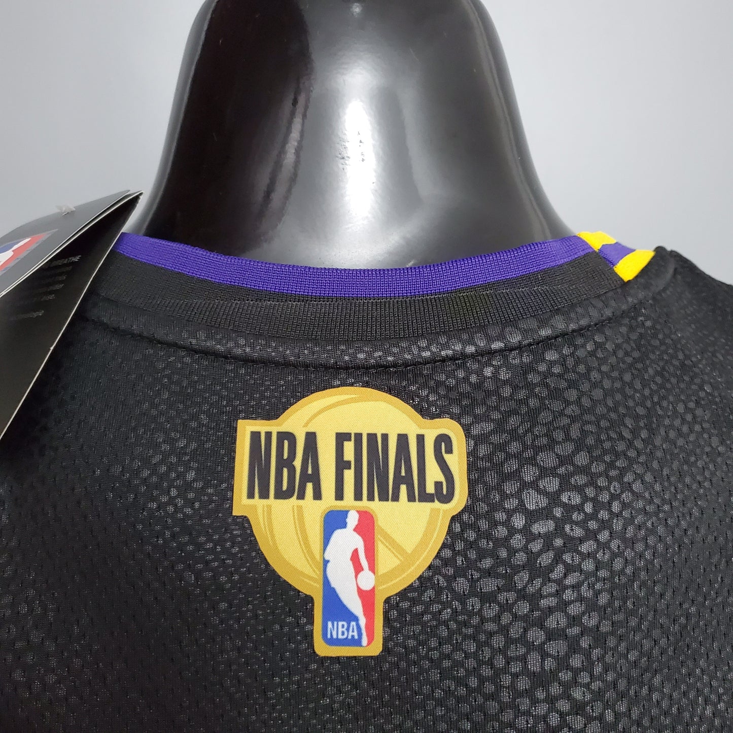 Camisa Regata Nike Lakers Edição Especial “BLACK MAMBA” JAMES 23